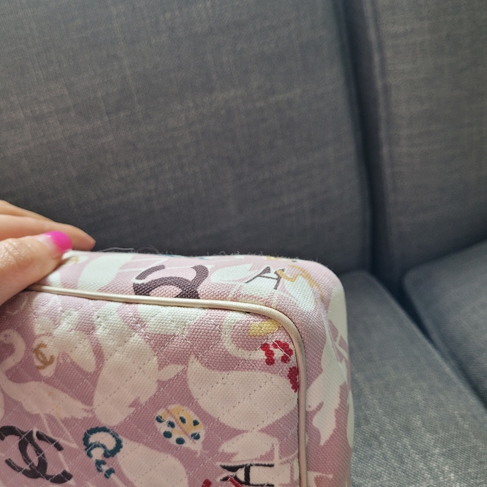 The cutest pink Chanel - Picture 7 of 11